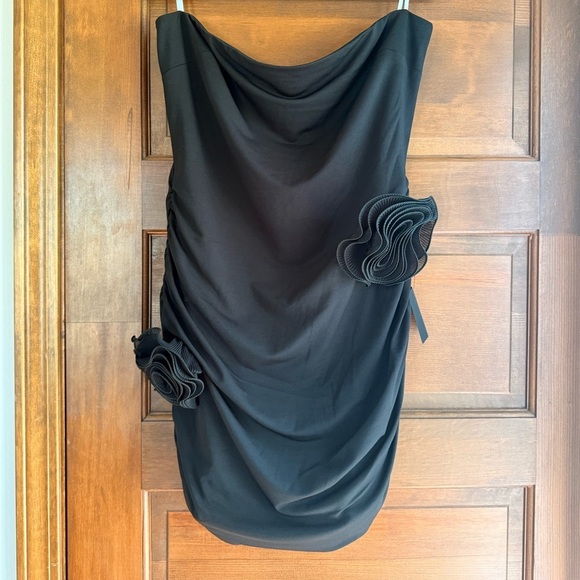 Lulus Attentive Allure Black Strapless Rosette Bodycon Mini Dress 🖤 - Picture 4 of 8